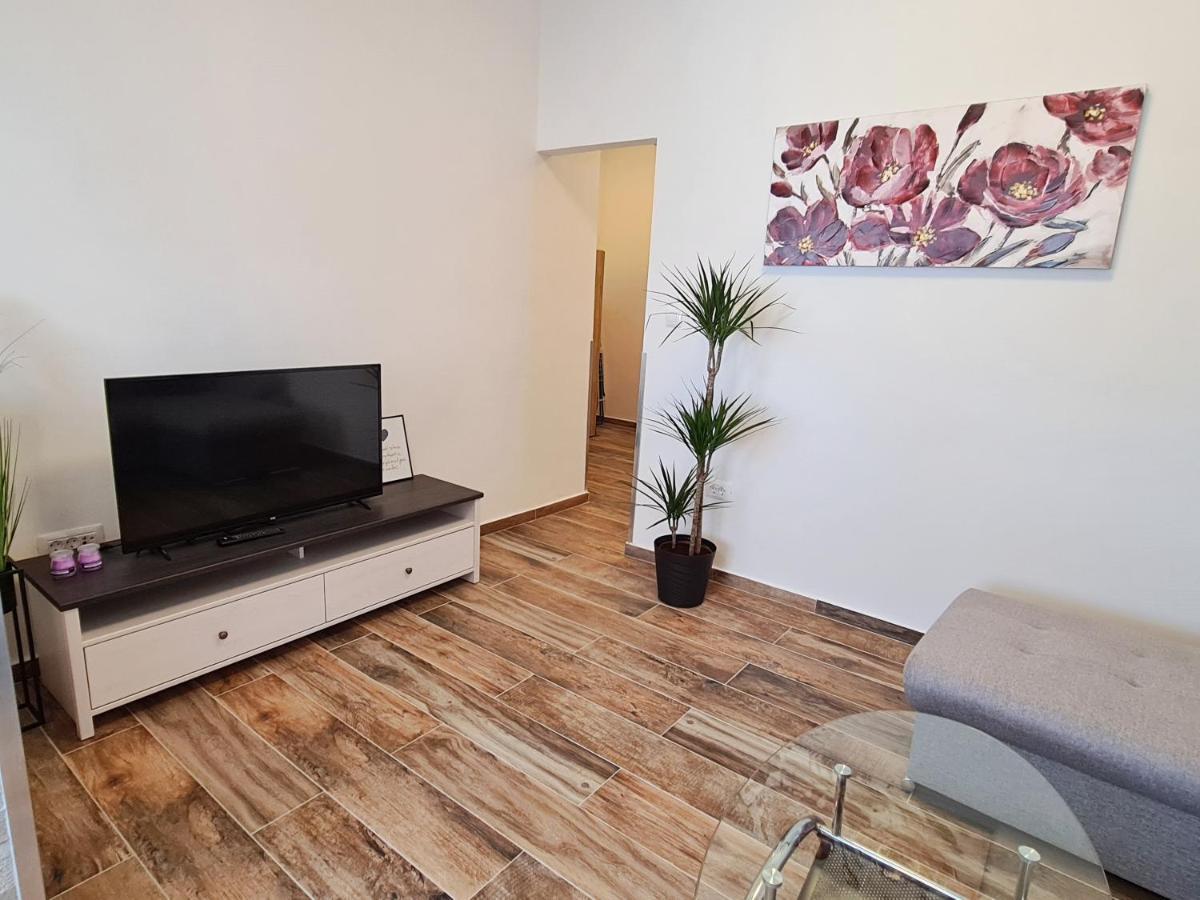 Apartment Antonio Banjole Eksteriør billede