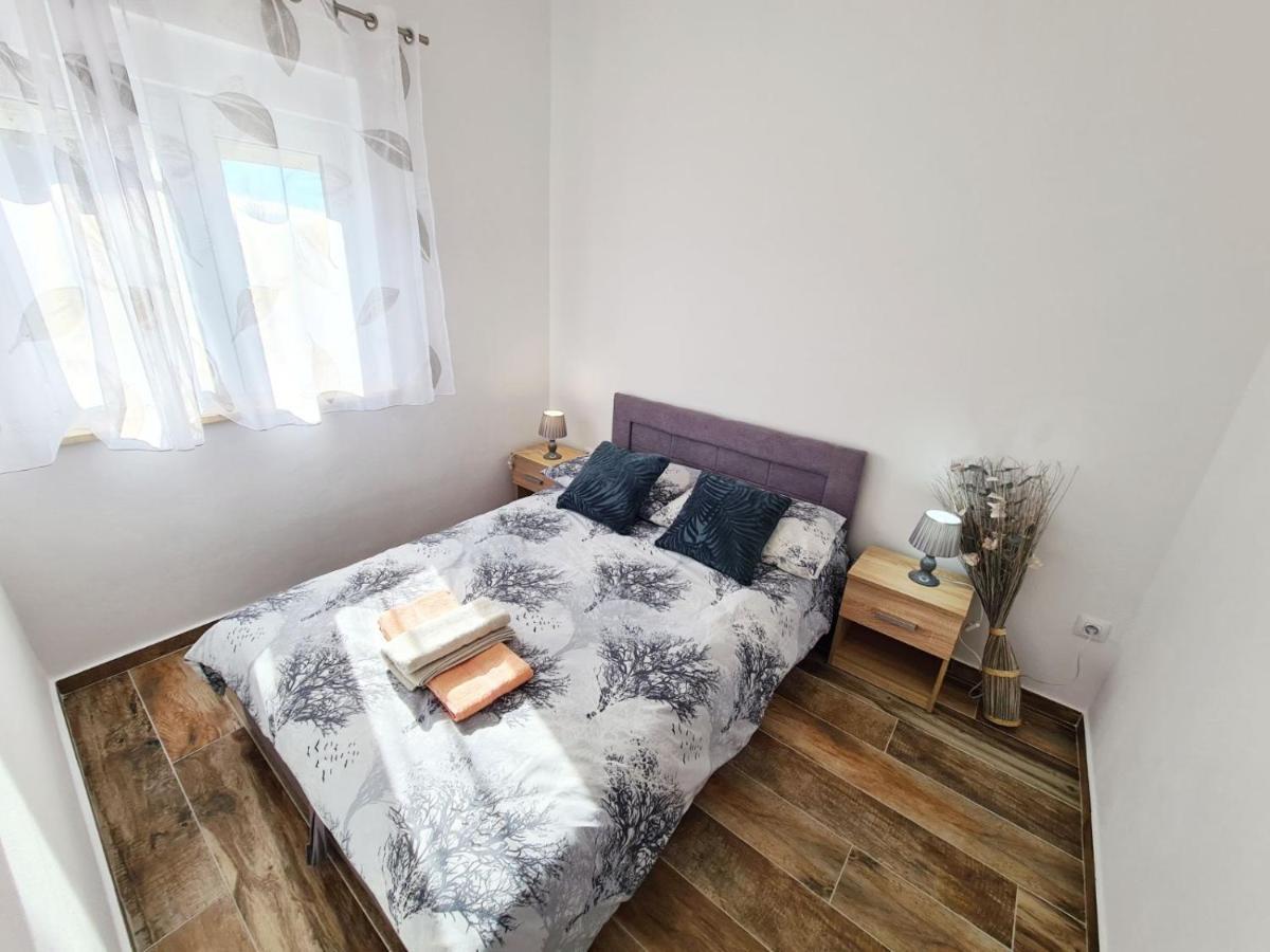 Apartment Antonio Banjole Eksteriør billede