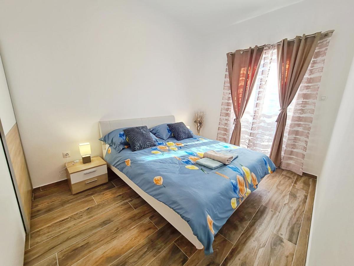 Apartment Antonio Banjole Eksteriør billede